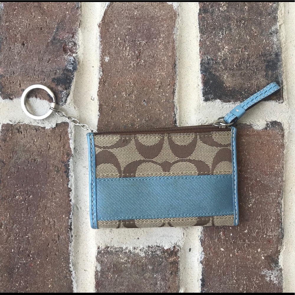 Coach coin purse / card holder with keychain